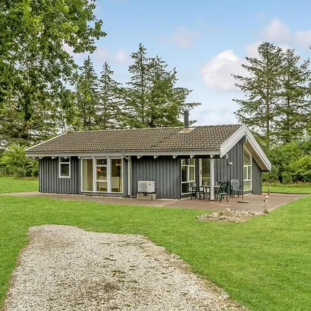 別荘 3 Bedroom Beautiful In Frøstrup