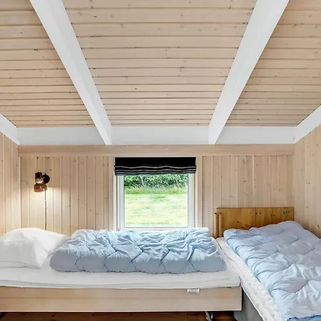 3 Bedroom Beautiful In Frøstrup