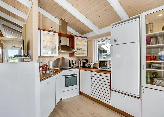 بيت للعطل 3 Bedroom Beautiful In Frostrup