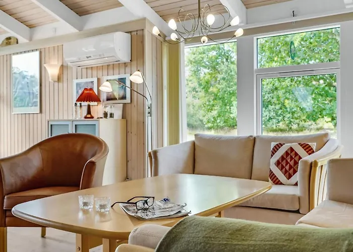 3 Bedroom Beautiful In بيت للعطل *